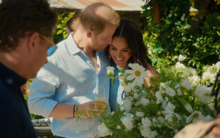 Le prince Harry et son épouse dans le dernier épisode de With Love, Meghan, sur Netflix. 