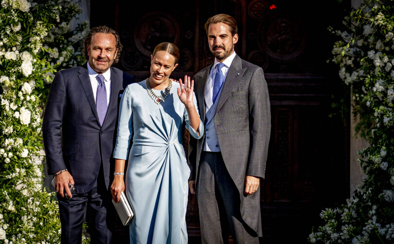 Thomas Flohr, le prince Philippos et la princesse Nina de Grèce au mariage de la princesse Theodora de Grèce, le 28 septembre 2024.
